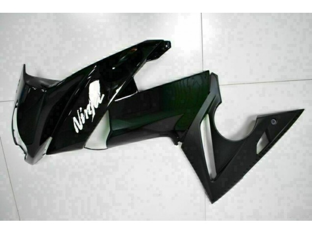 Lucido Nero Carene Moto Kawasaki EX650 2009-2011 Lucido Nero Carene Moto Kawasaki EX650 2009-2011